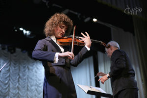 Матвей Блюмин и Севастопольский симфонический оркестр выступили в СЦКиИ