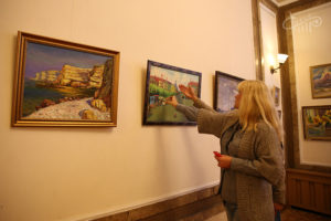 Выставка картин, посвящённая 95-летию Петра Коломойцева