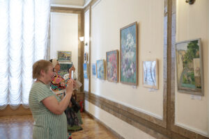 Художественная выставка к 240-летию Севастополя